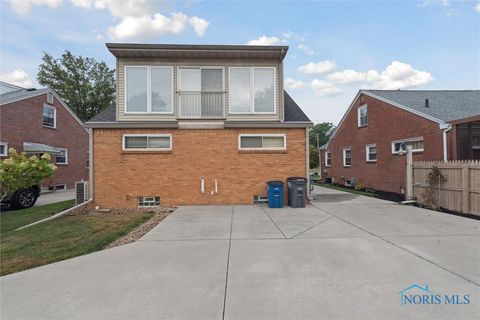 Tiny photo for 4113 S Detroit Avenue, Toledo, OH 43614 (MLS # 6136267)