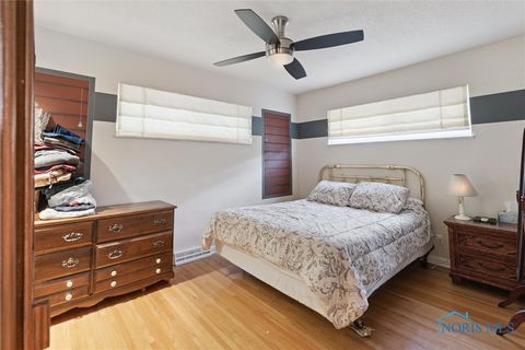 Tiny photo for 4113 S Detroit Avenue, Toledo, OH 43614 (MLS # 6136267)