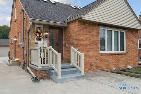 Tiny photo for 4113 S Detroit Avenue, Toledo, OH 43614 (MLS # 6136267)