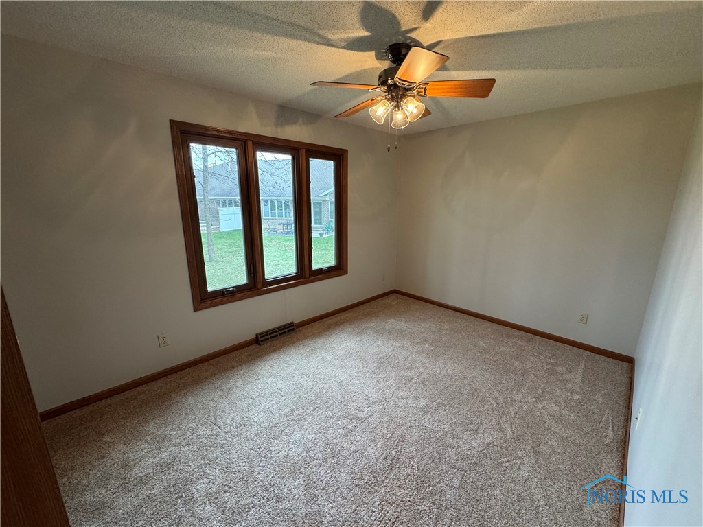 602 Wood Cree Court, Defiance, Ohio image 16
