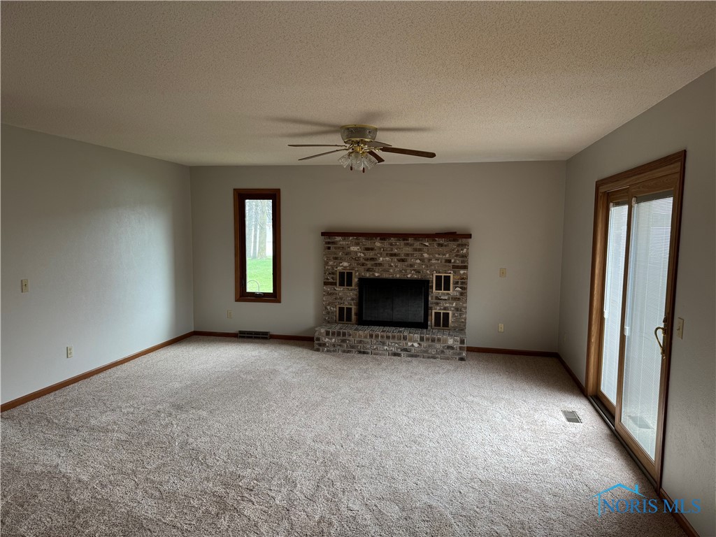 602 Wood Cree Court, Defiance, Ohio image 6