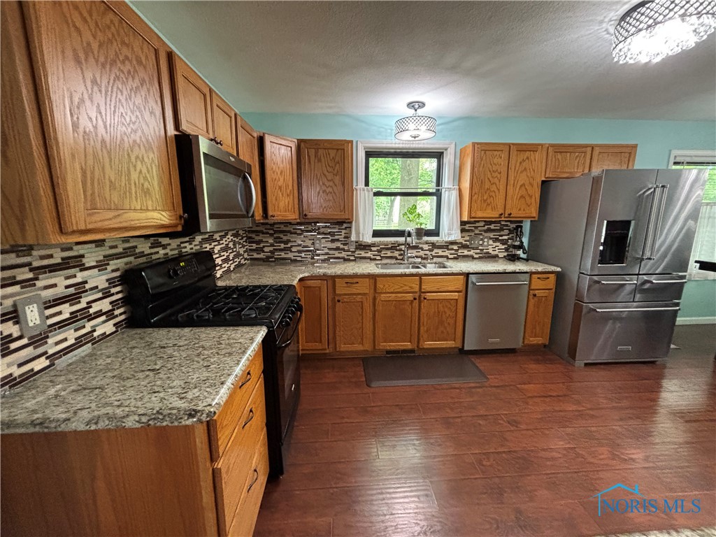 1281 Tricia Court, Perrysburg, Ohio image 9
