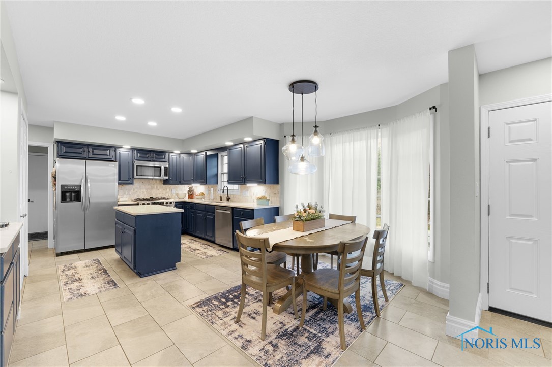 521 Erie Court, Bowling Green, Ohio image 3