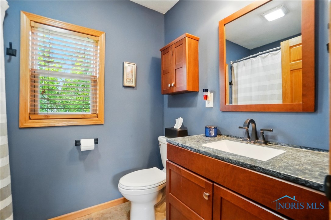 402 N Grand Avenue, Ada, Ohio image 32