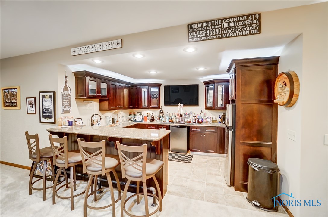 660 Meadowview Drive, Findlay, Ohio image 35
