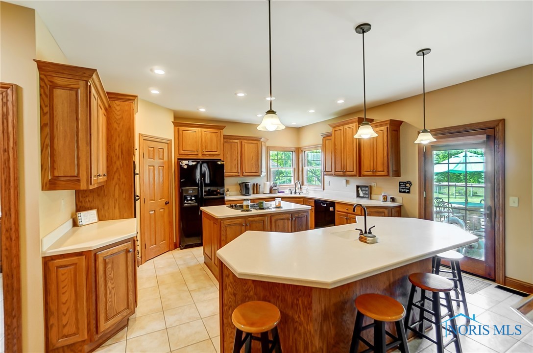 660 Meadowview Drive, Findlay, Ohio image 14