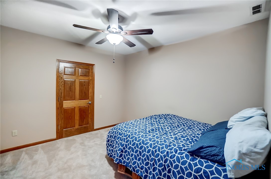 660 Meadowview Drive, Findlay, Ohio image 31