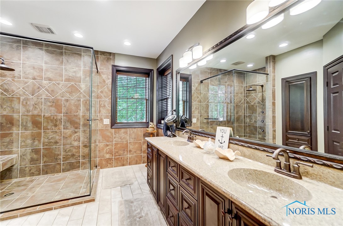 660 Meadowview Drive, Findlay, Ohio image 19