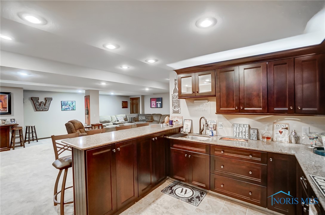 660 Meadowview Drive, Findlay, Ohio image 36