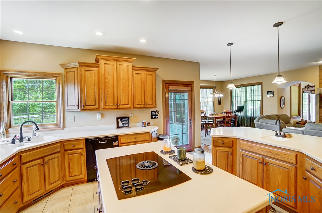 660 Meadowview Drive, Findlay, Ohio image 16