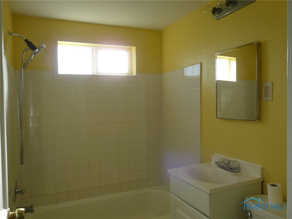 3721 Jackman Road, Toledo, Ohio image 24