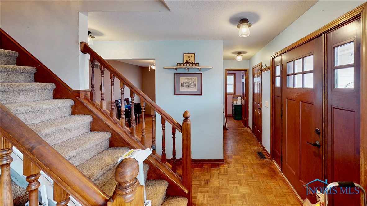 525 Ballybay Court, Perrysburg, Ohio image 2