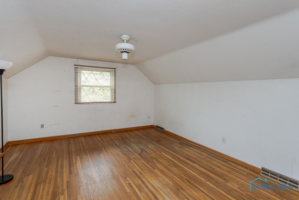 400 Orchard View Drive, Maumee, Ohio image 35