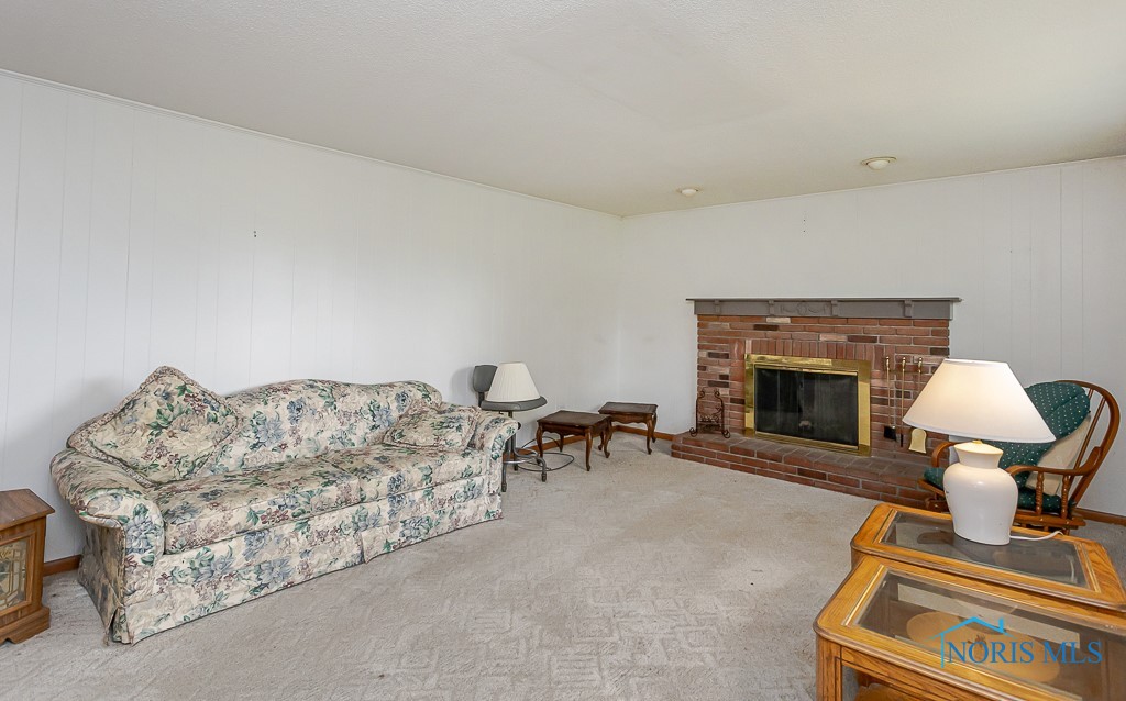400 Orchard View Drive, Maumee, Ohio image 25