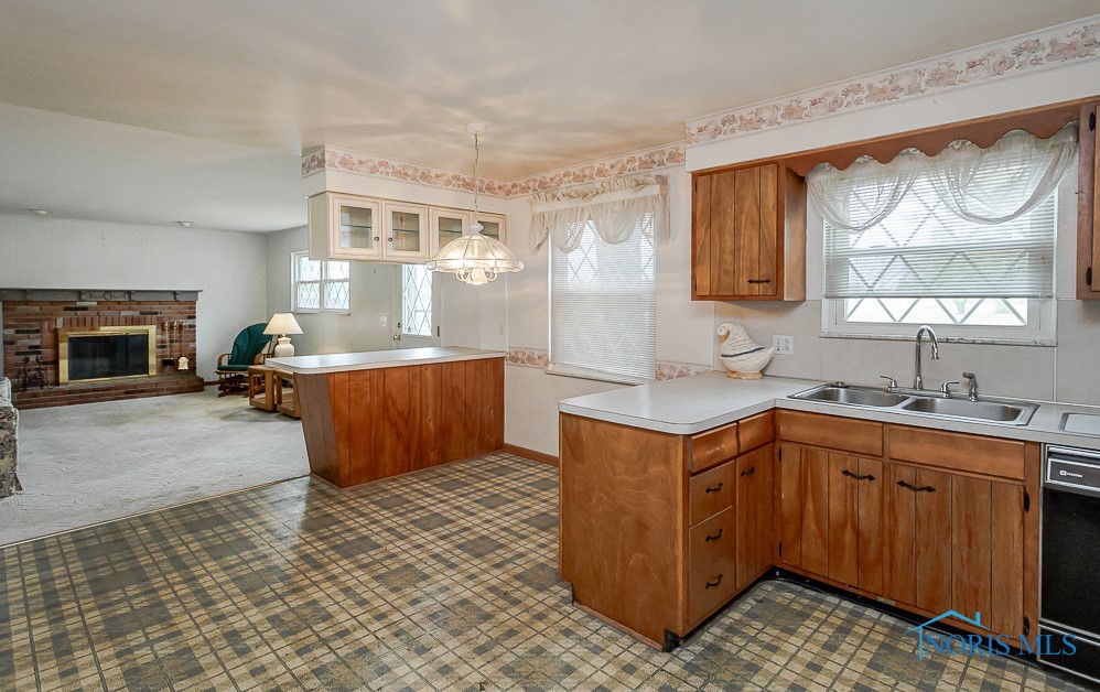 400 Orchard View Drive, Maumee, Ohio image 19