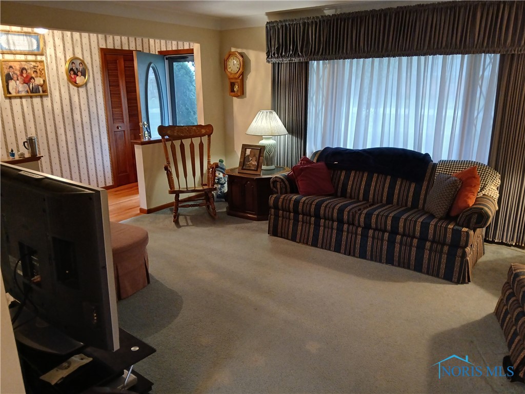 5328 Orchard Place, Northwood, Ohio image 7