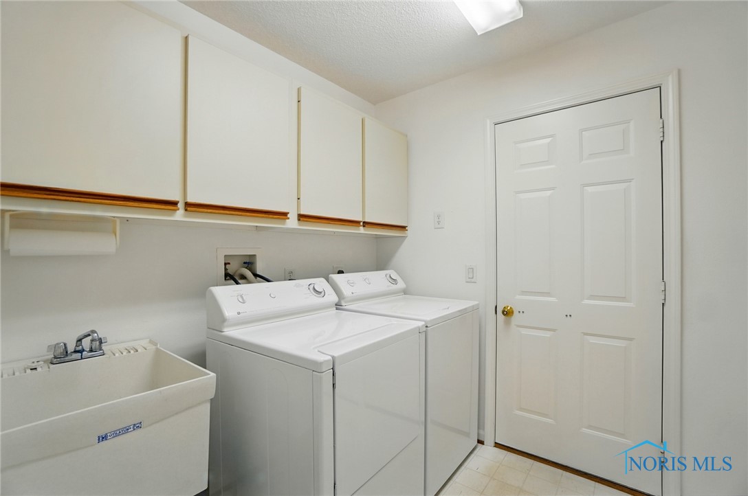 7430 Country Commons Lane #7430, Sylvania, Ohio image 45