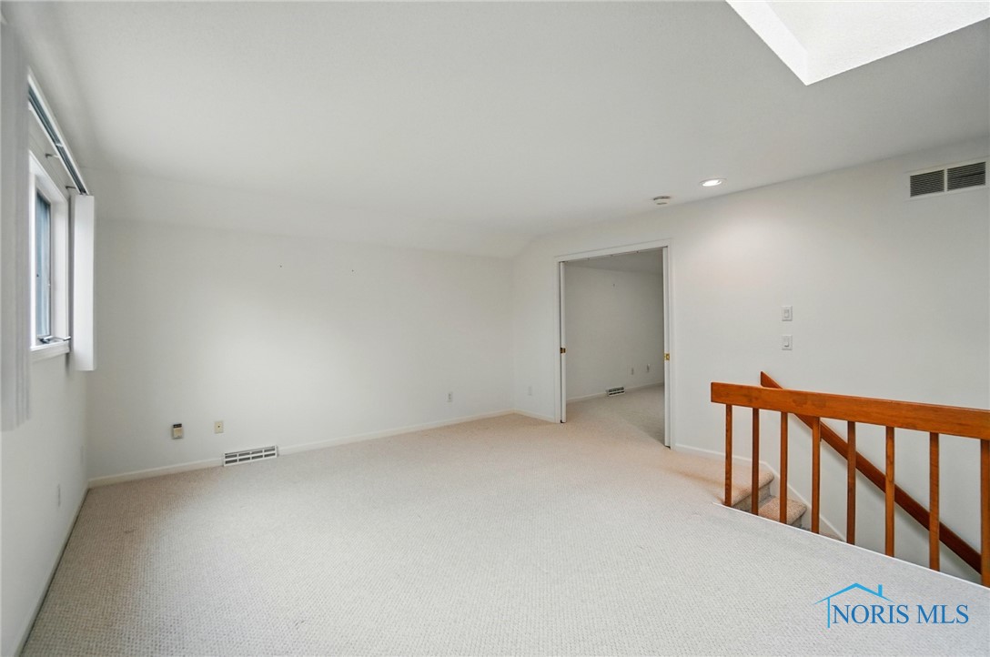 7430 Country Commons Lane #7430, Sylvania, Ohio image 33