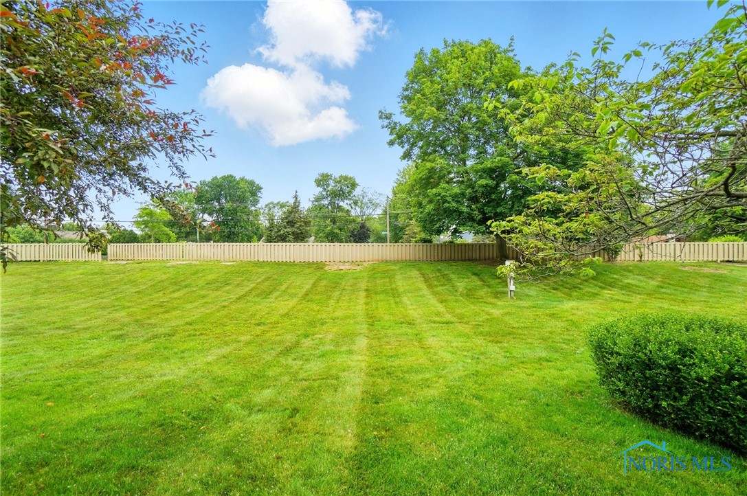 7430 Country Commons Lane #7430, Sylvania, Ohio image 44