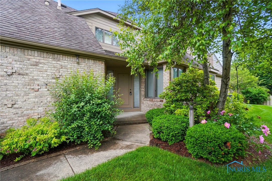 7430 Country Commons Lane #7430, Sylvania, Ohio image 2