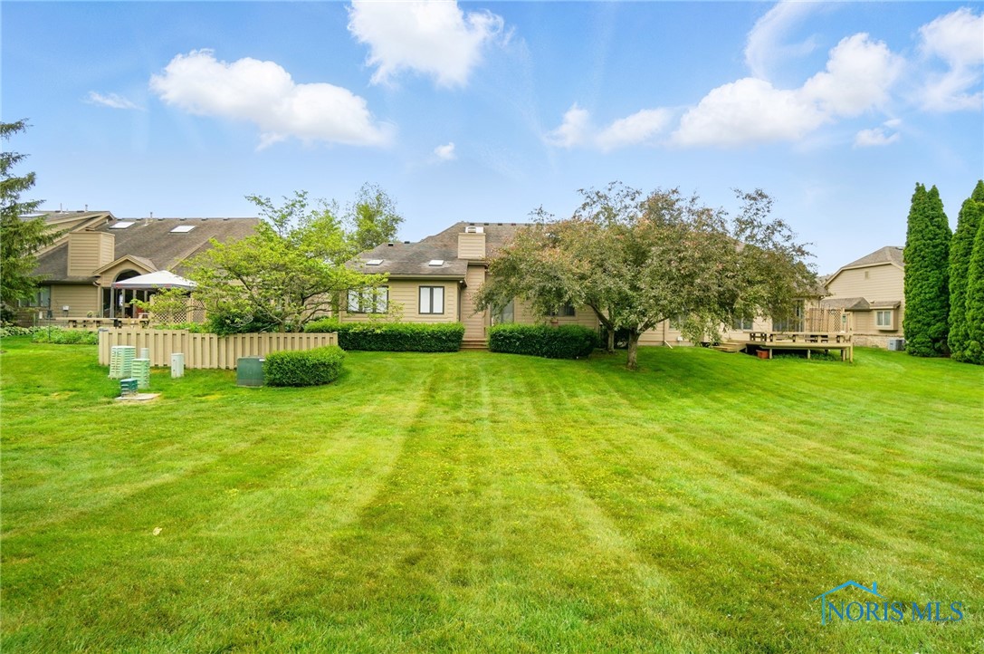 7430 Country Commons Lane #7430, Sylvania, Ohio image 39