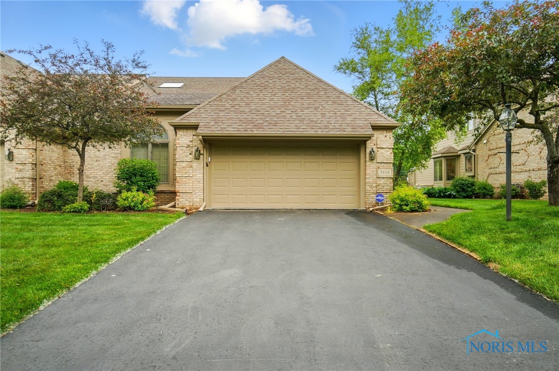 7430 Country Commons Lane #7430, Sylvania, Ohio image 3