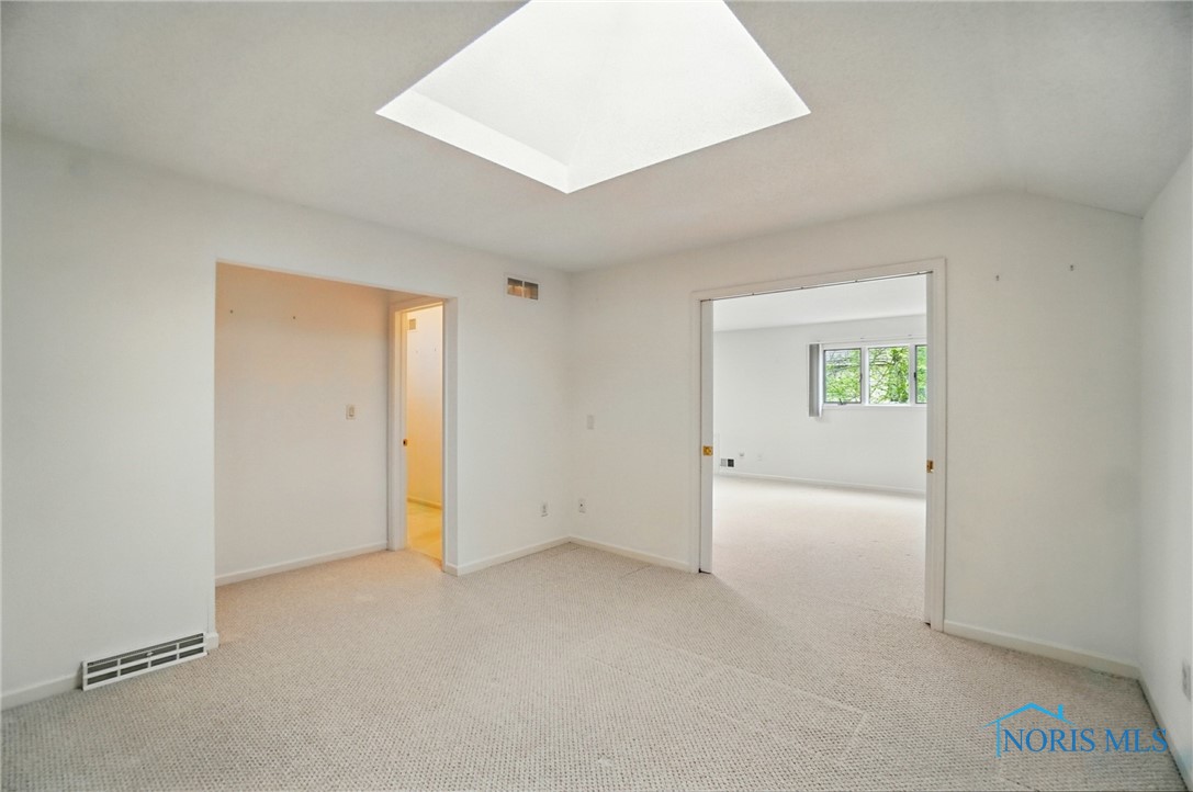 7430 Country Commons Lane #7430, Sylvania, Ohio image 37