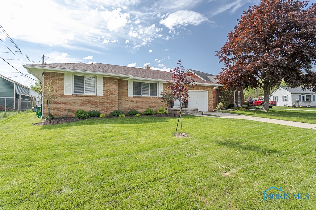 5533 Ashdale Court, Toledo, Ohio image 2