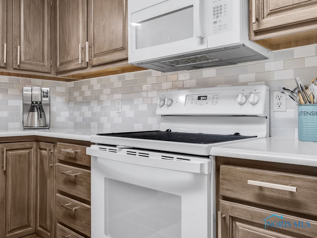 1104 Bernath Parkway, Toledo, Ohio image 15