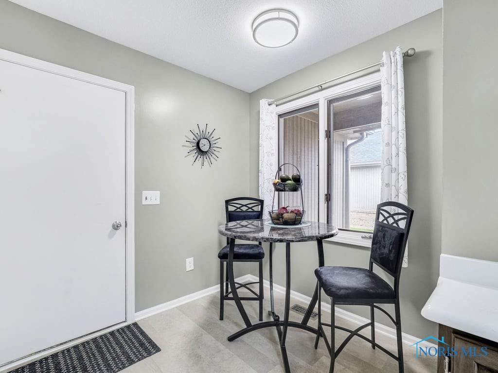1104 Bernath Parkway, Toledo, Ohio image 18