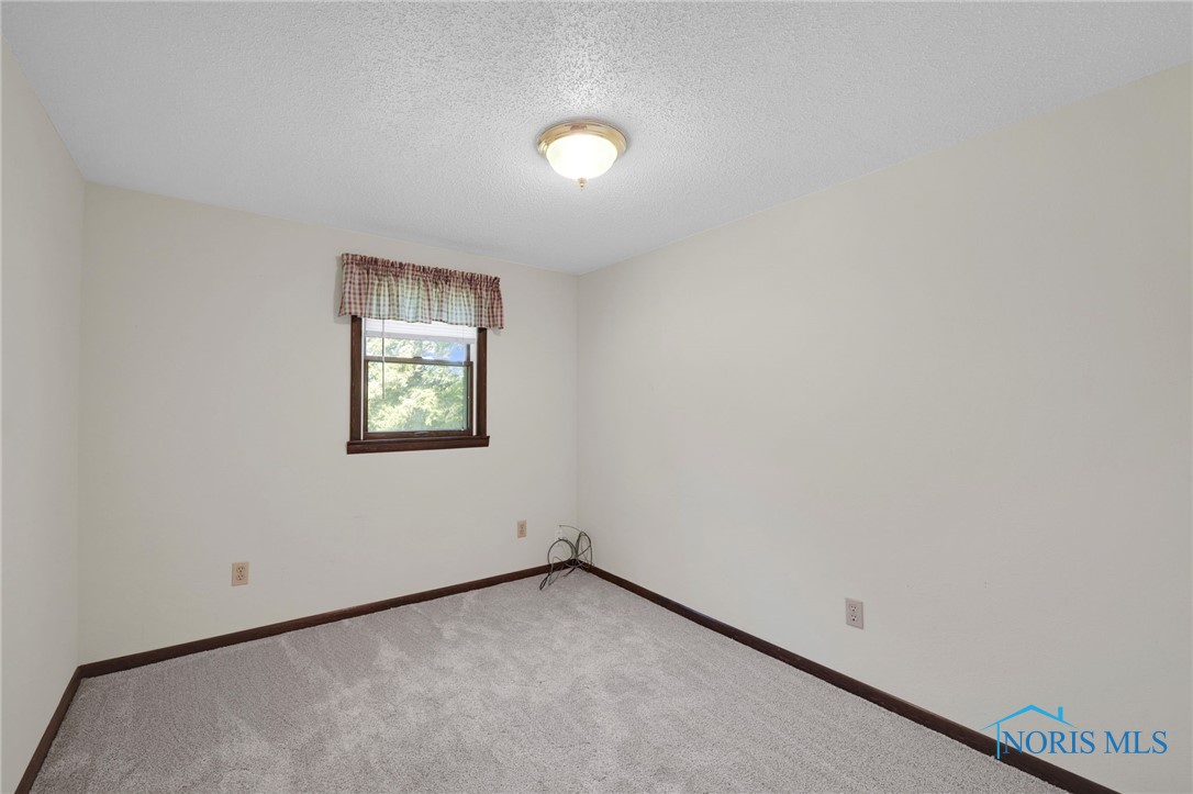 46 S Stadium Road, Oregon, Ohio image 22