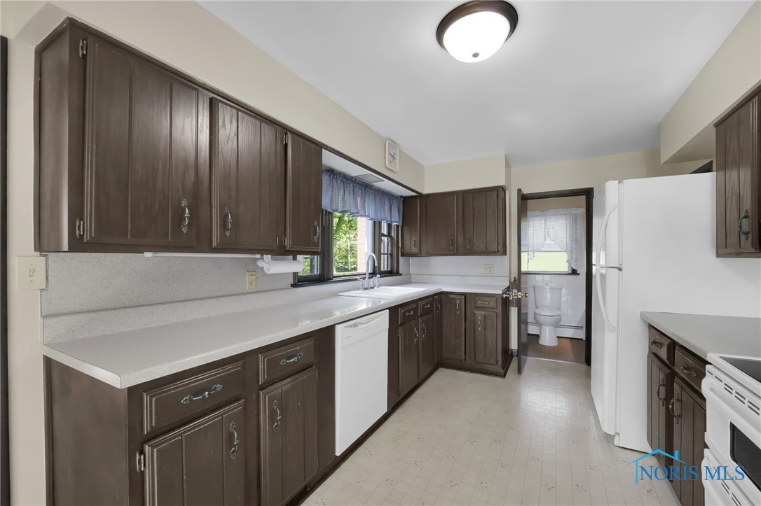 46 S Stadium Road, Oregon, Ohio image 11