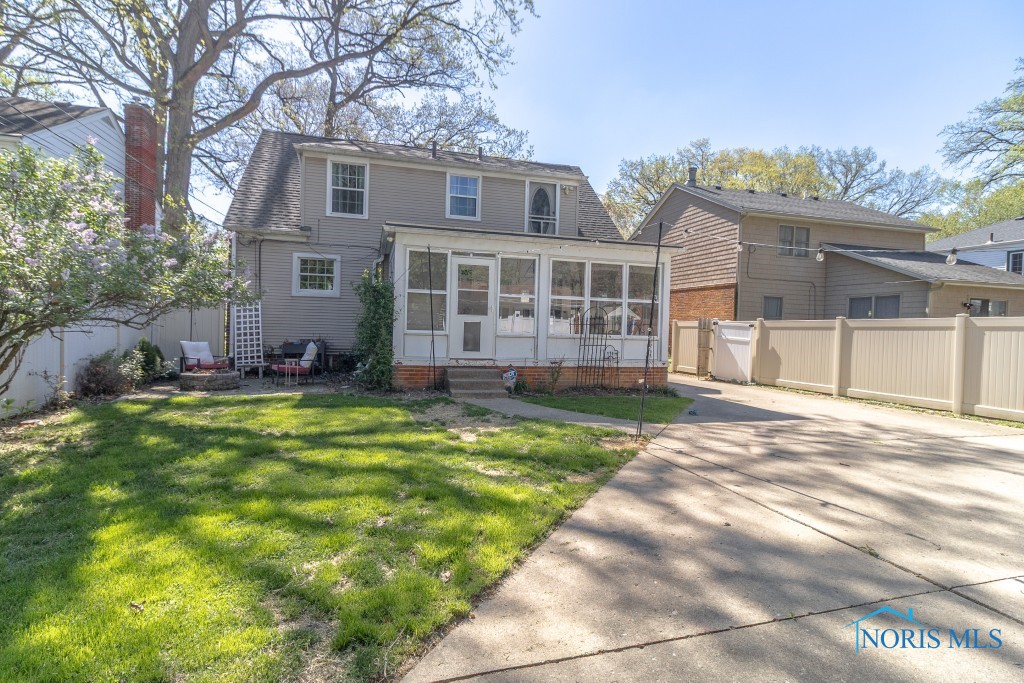 4154 Beverly Drive, Toledo, Ohio image 41