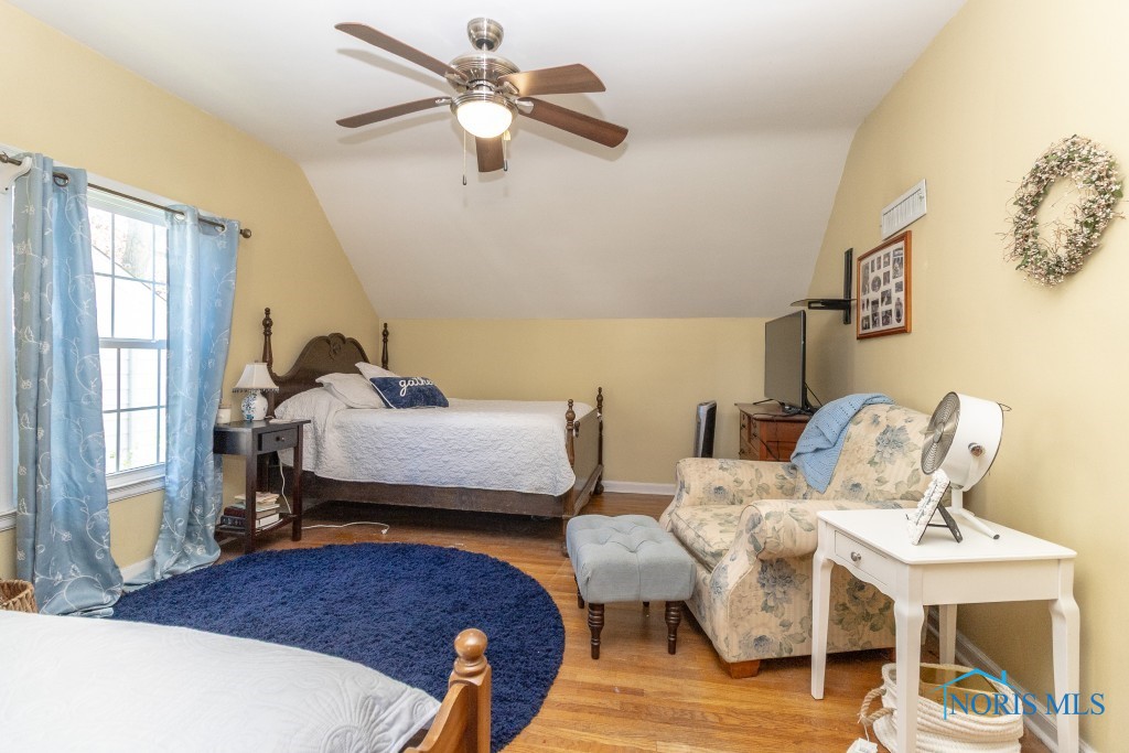 4154 Beverly Drive, Toledo, Ohio image 32