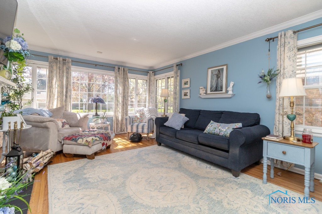 4154 Beverly Drive, Toledo, Ohio image 8