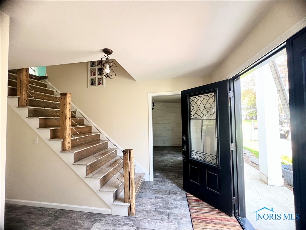 4805 Skelly Road, Toledo, Ohio image 7