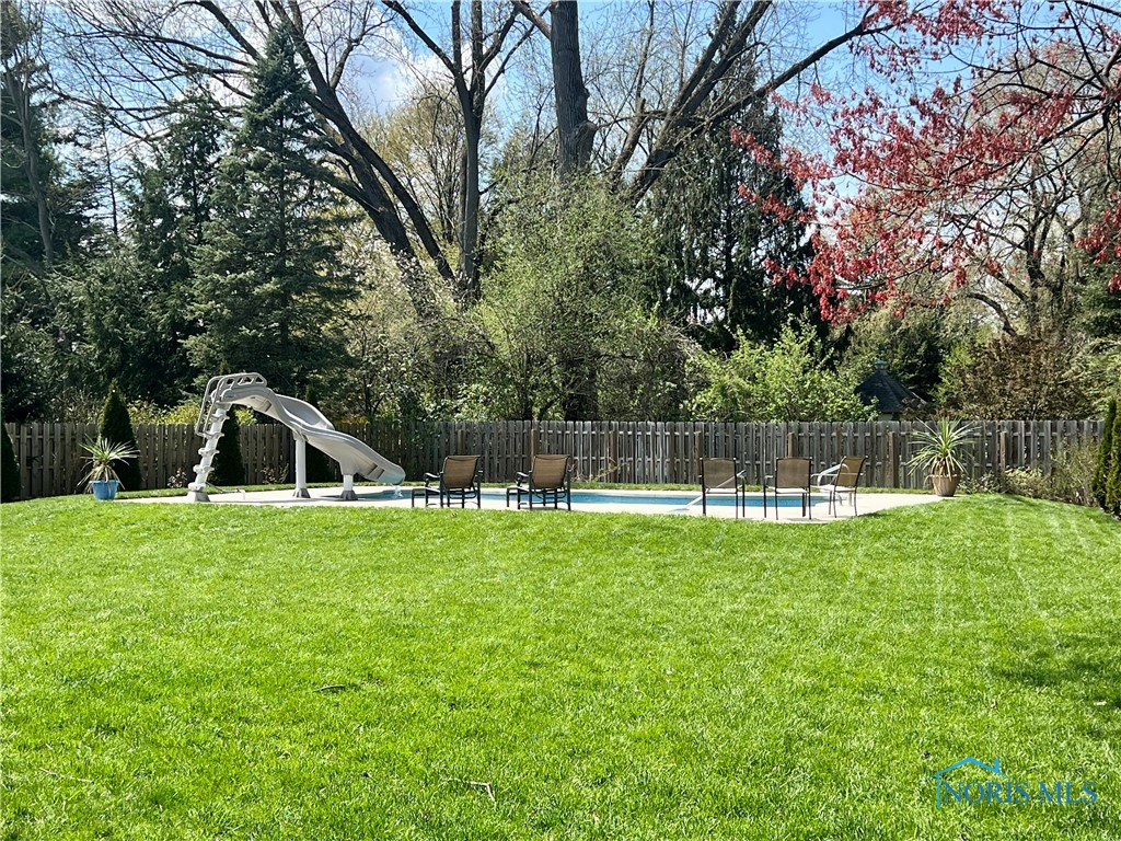 4805 Skelly Road, Toledo, Ohio image 5