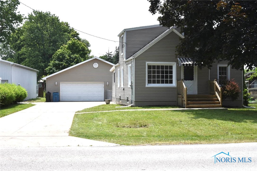 3340 Seaman Rd, Oregon, Ohio image 2