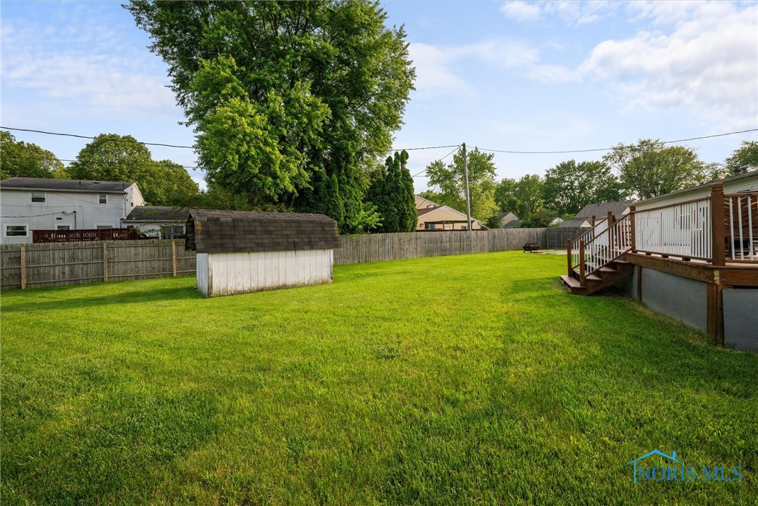1204 Bedford Woods Drive, Toledo, Ohio image 34