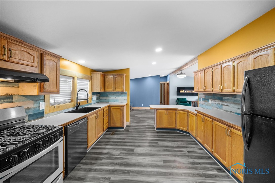 1204 Bedford Woods Drive, Toledo, Ohio image 13