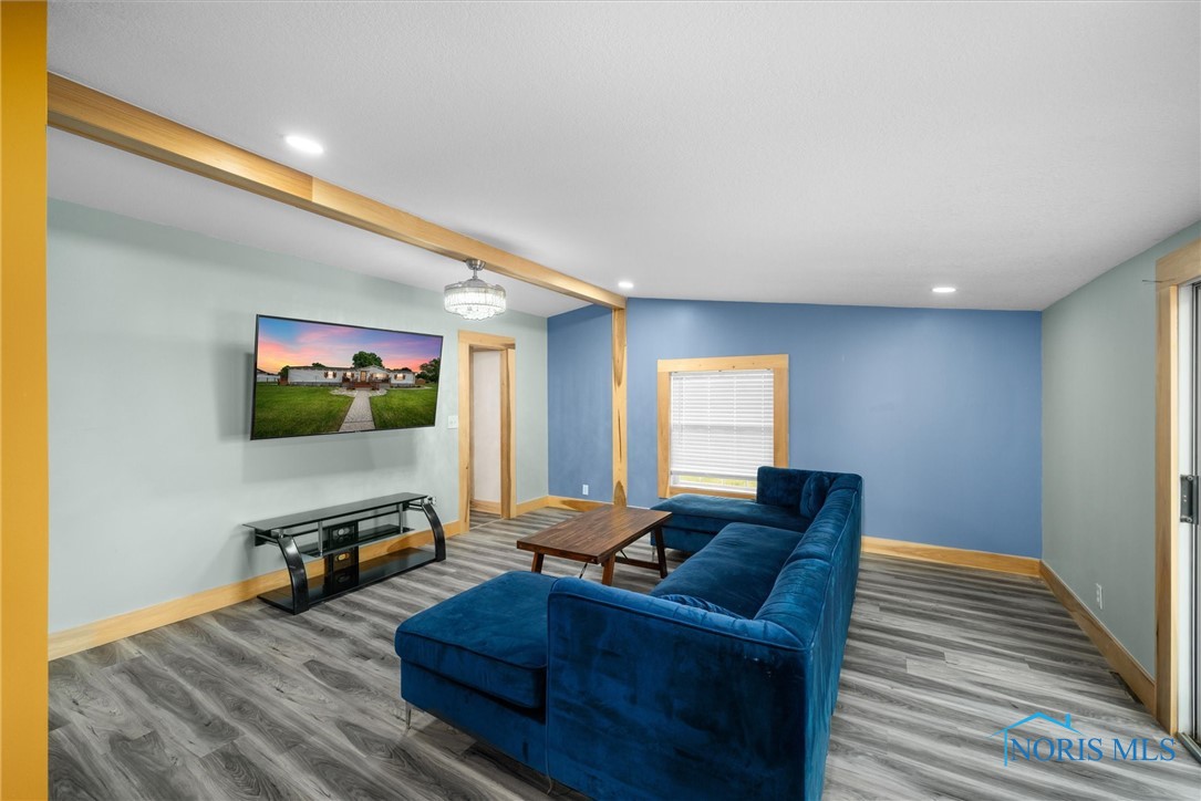 1204 Bedford Woods Drive, Toledo, Ohio image 15