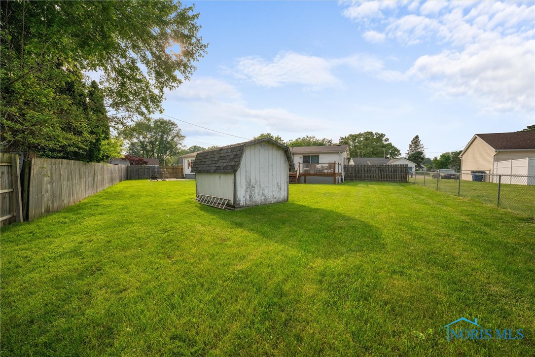 1204 Bedford Woods Drive, Toledo, Ohio image 33