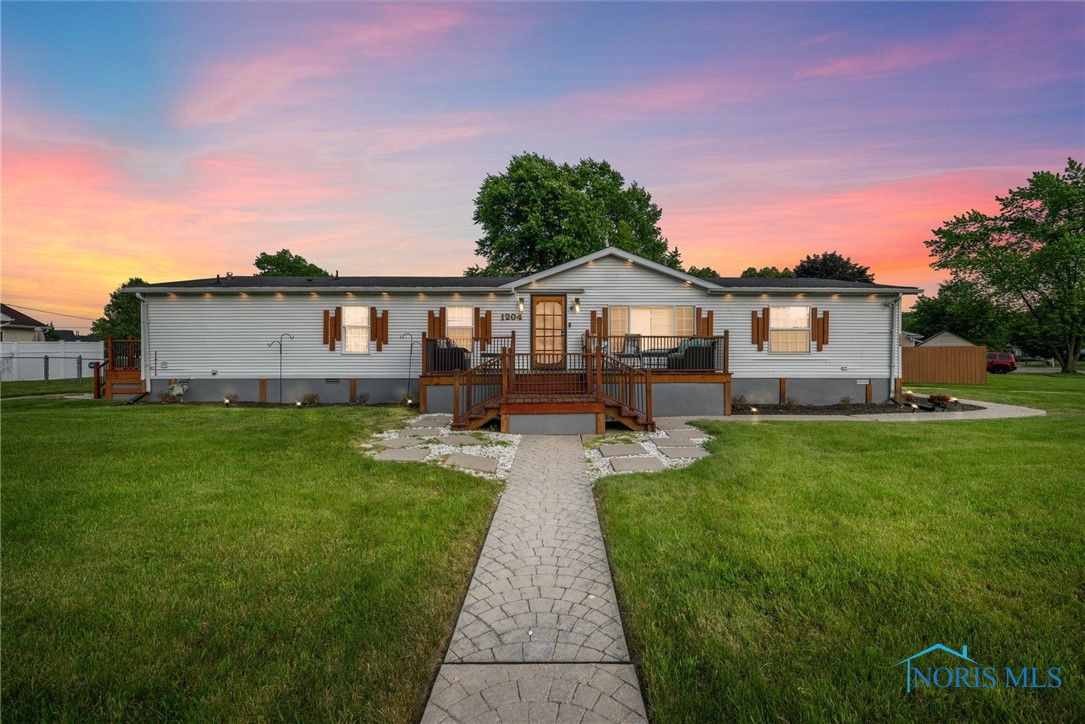 1204 Bedford Woods Drive, Toledo, Ohio image 1