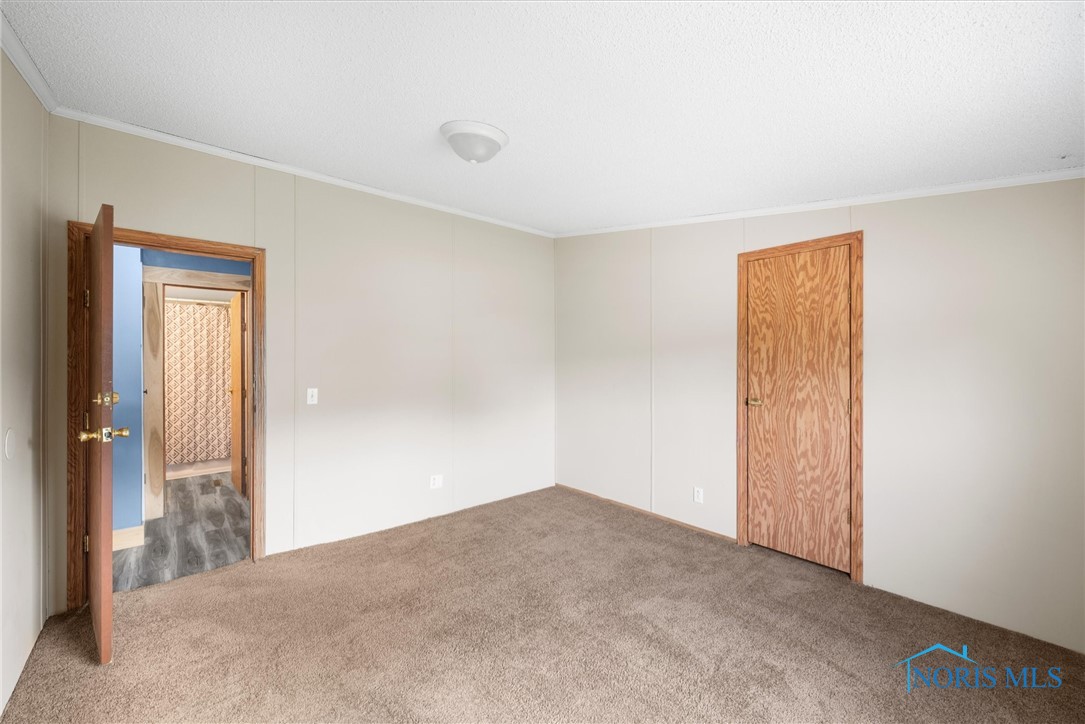 1204 Bedford Woods Drive, Toledo, Ohio image 24