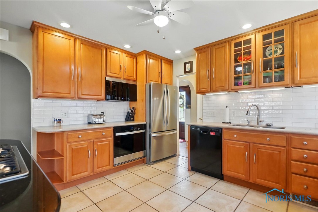 3122 Hopewell Place, Toledo, Ohio image 12