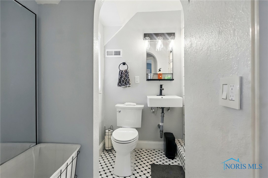 3122 Hopewell Place, Toledo, Ohio image 24
