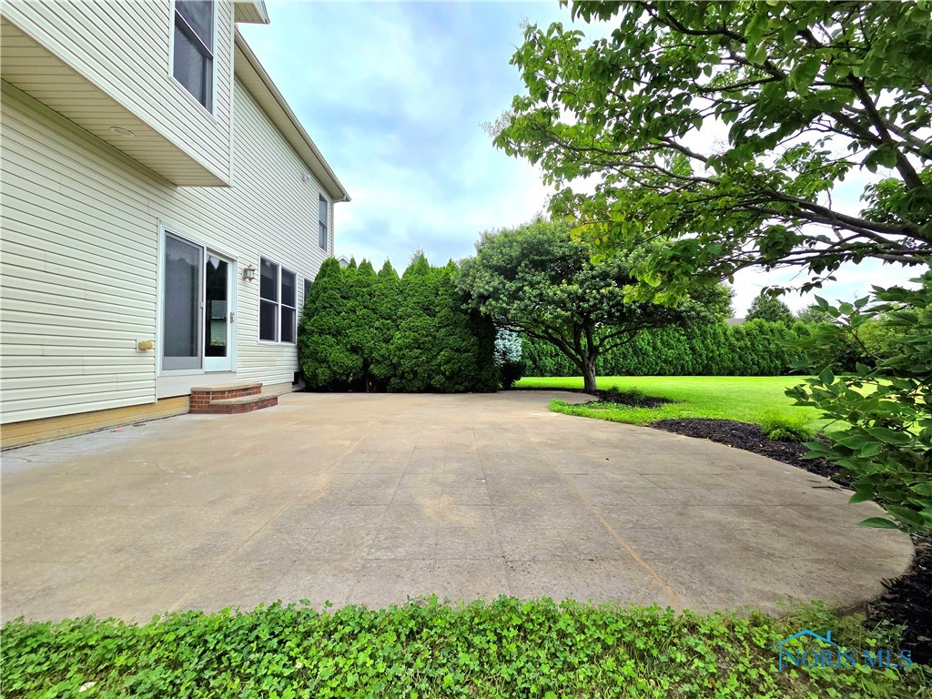 7135 Rolling Meadow Lane
