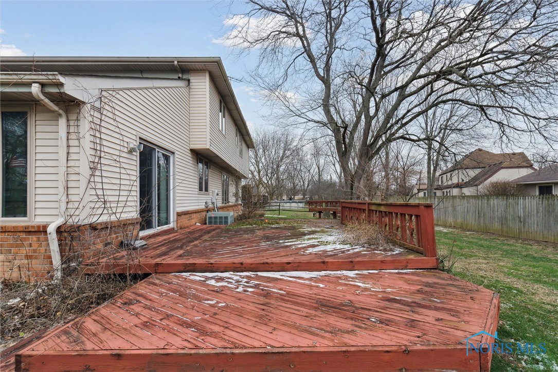 7819 Therfield Drive, Sylvania, Ohio image 46