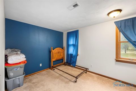 Tiny photo for 3757 N Mccord Road, Toledo, OH 43617 (MLS # 6136074)