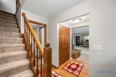 Tiny photo for 3757 N Mccord Road, Toledo, OH 43617 (MLS # 6136074)